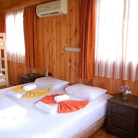 Guest house Mitos 3*